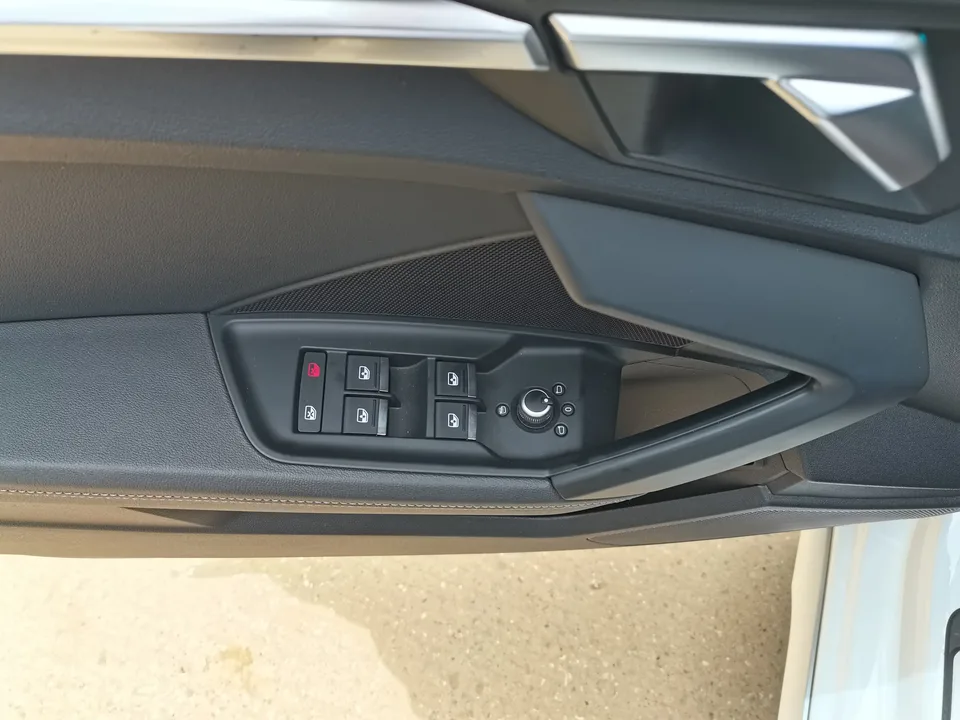 Audi A3 Audi A3 2023 A3L Limousine 35 TFSI facelift: stylish and sporty 2023 — thumbnail 5