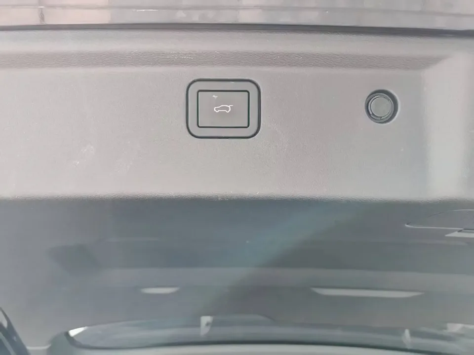 Haval H-Dog Haval Big Dog PLUS 2023 1.5T 2WD Trendy Wild Edition Plus 2023 — thumbnail 3