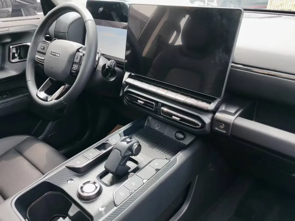 Haval H-Dog Haval Big Dog PLUS 2023 1.5T 2WD Trendy Wild Edition Plus 2023 — thumbnail 4