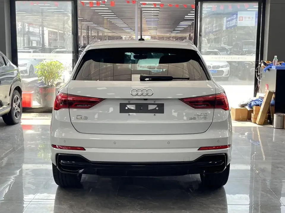 Audi Q3 Audi Q3 2022 35 TFSI Stylish Dynamic 2022 — миниатюра 2