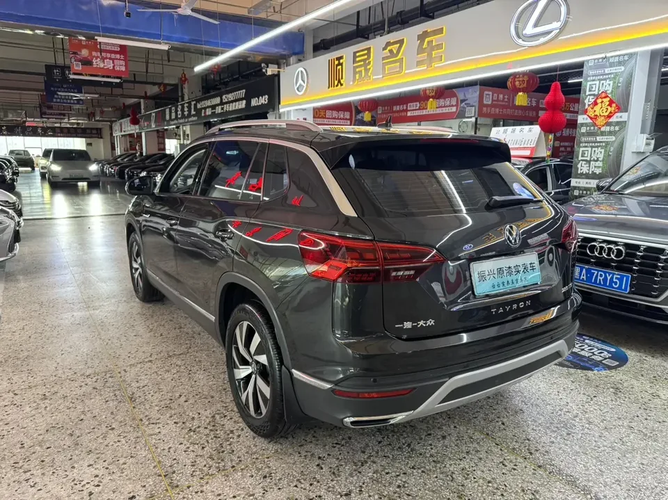 Volkswagen Tayron Tanyue 2022 280TSI 2WD Luxury Smart Edition 2022 — миниатюра 4