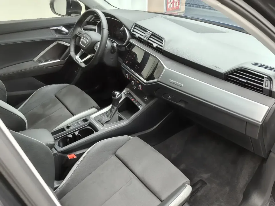 Audi Q3 Audi Q3 2022 35 TFSI Stylish and Elegant 2022 — thumbnail 4