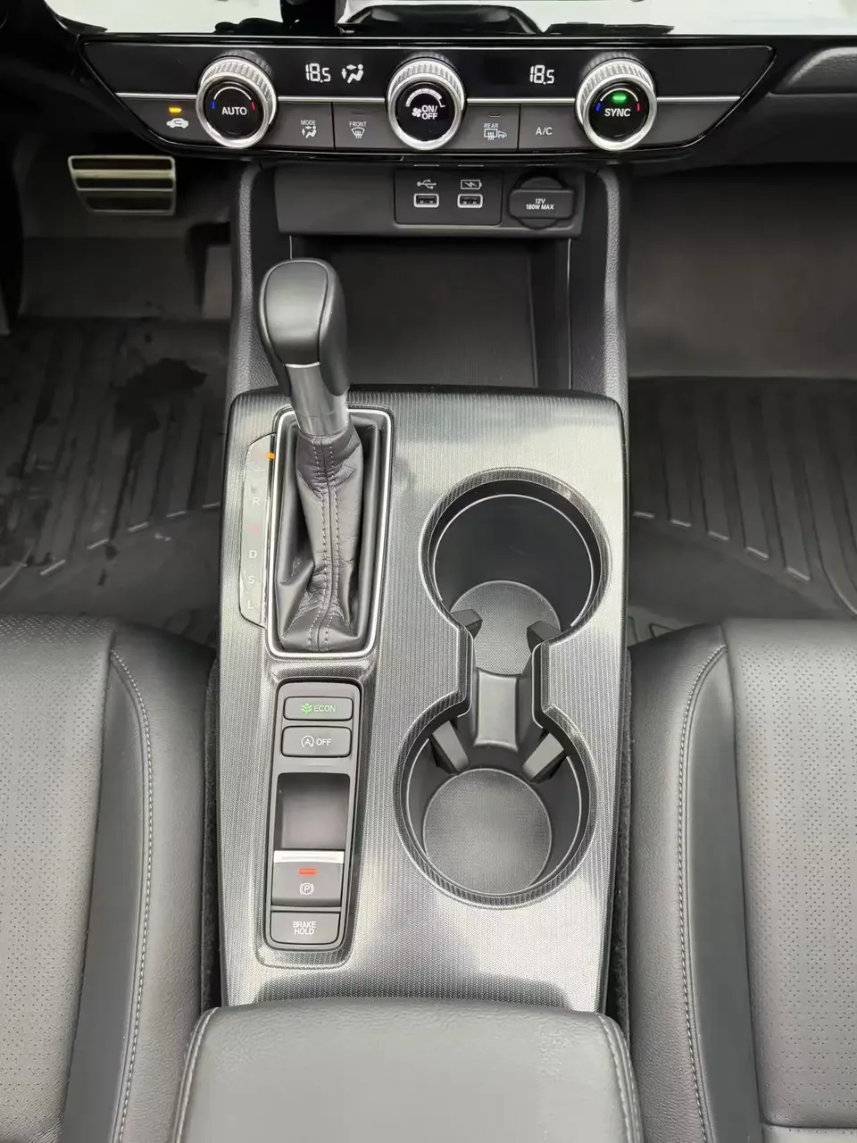Honda Integra Style 2023 HATCHBACK 240TURBO CVT Phantom Night Deluxe Edition 2024 — thumbnail 5