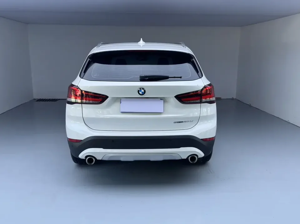 BMW X1 BMW X1 2022 sDrive20Li Fashion 2022 — thumbnail 2