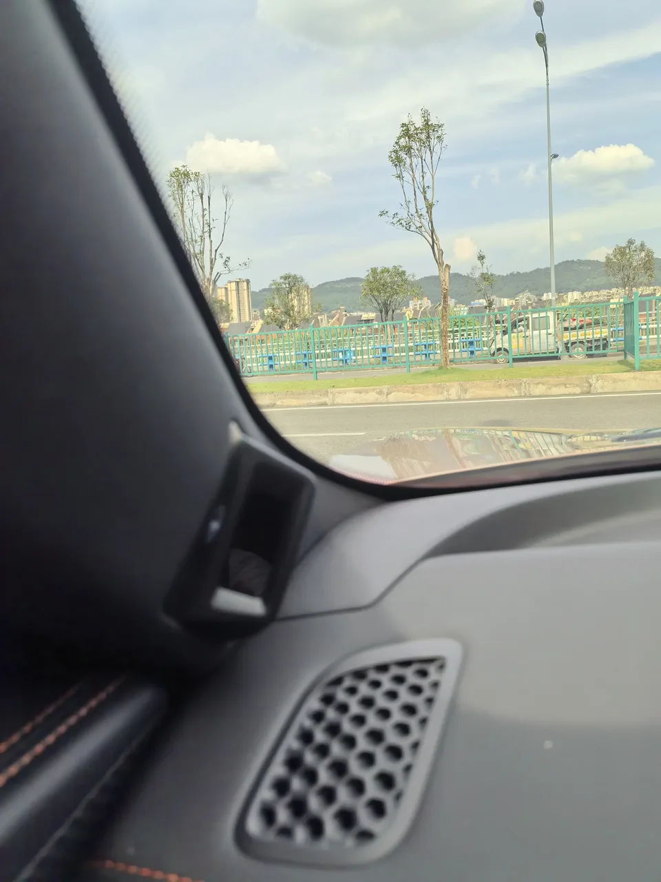 Hozon Neta GT Nezha GT 2023 560 Lite 2023 — thumbnail 5