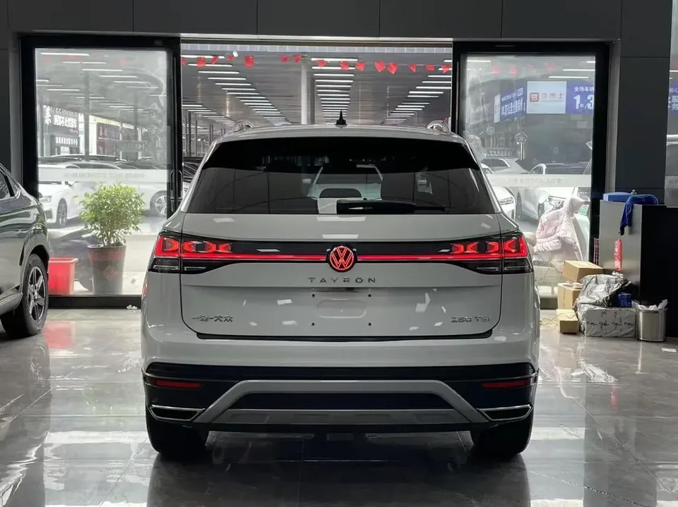 Volkswagen Tayron Tanyue 2023 280TSI 2WD Luxury Plus Advanced Edition 2023 — миниатюра 2