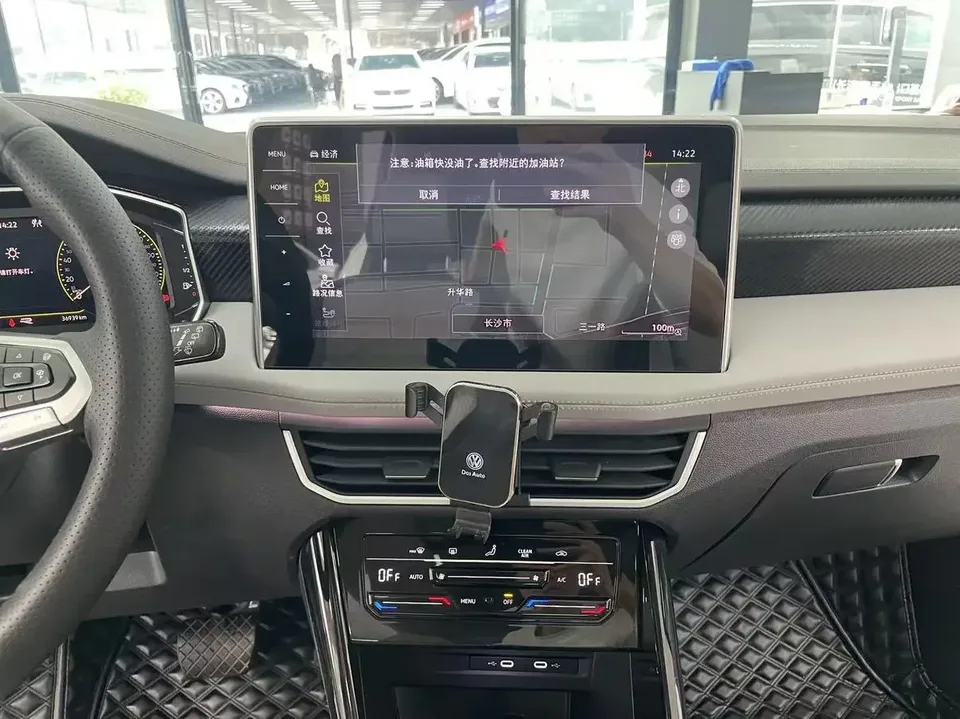 Volkswagen Tayron Tanyue 2023 280TSI 2WD Luxury Plus Advanced Edition 2023 — миниатюра 4