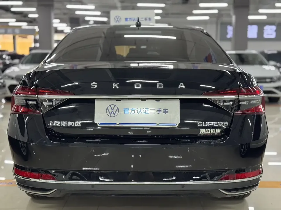 Skoda Superb Speedy 2023 Modified TSI280 DSG Premium Edition 2023 — thumbnail 2