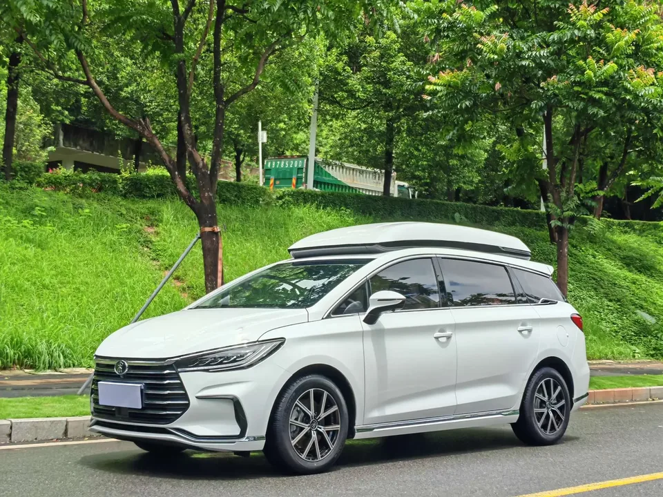BYD Song MAX DM Song MAX DM 2022 DM-i 105KM Executive Edition 2022 — фото 1, купить с доставкой в Москву