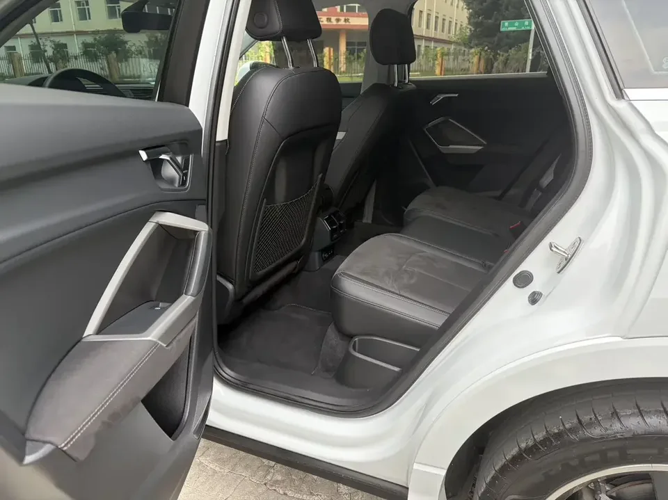 Audi Q3 Audi Q3 2022 35 TFSI Stylish Dynamic 2022 — thumbnail 4