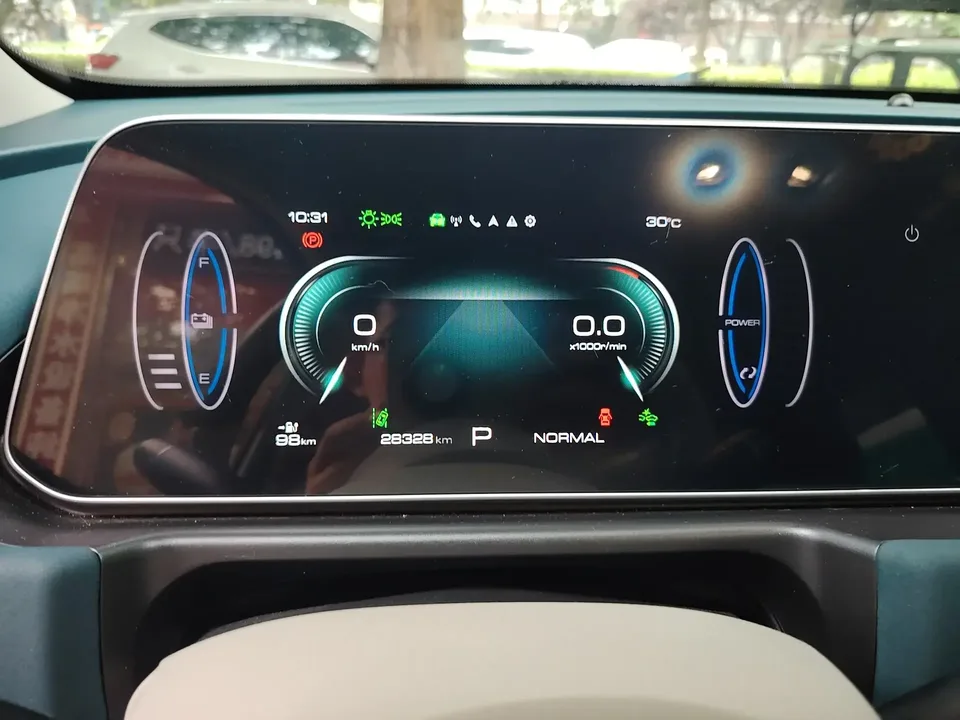 ORA Euler good cat Euler good cat 2023 401km standard endurance luxury lithium iron phosphate 2024 — thumbnail 4