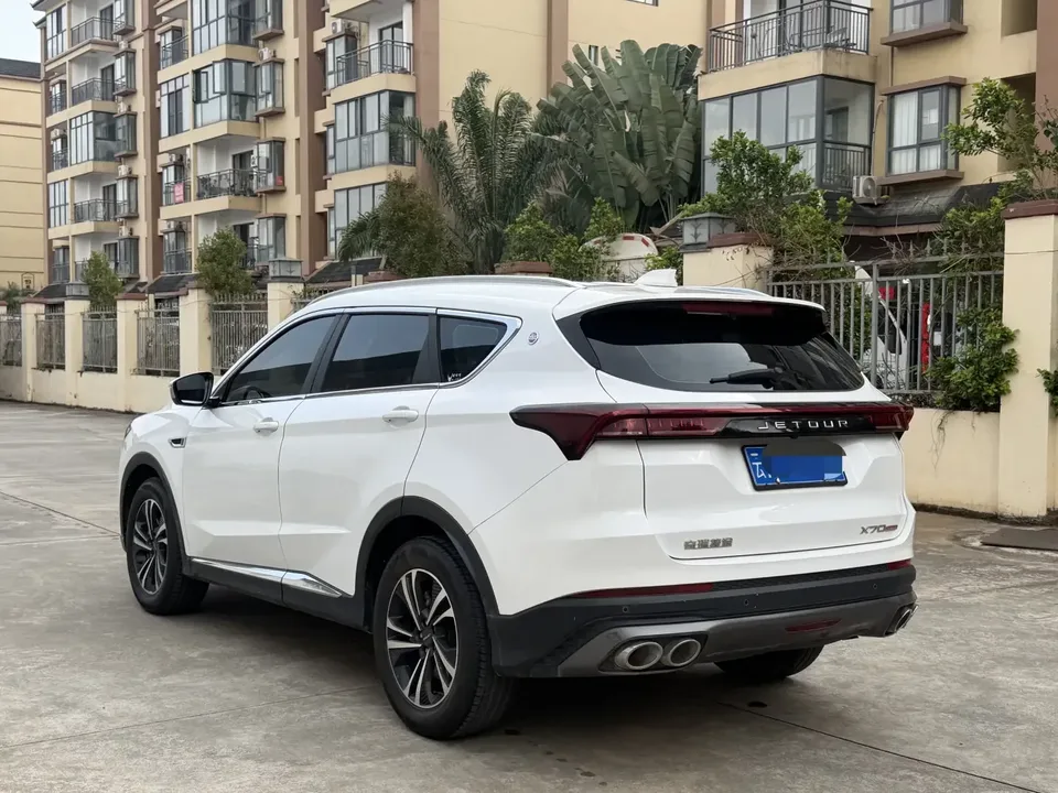 Jetour Jietu X70 PLUS Jietu X70 PLUS 2021 1.5T DCT 7-seater 2022 — thumbnail 4