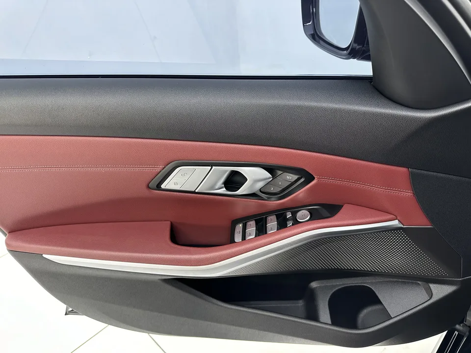 BMW 3 Series BMW 3 Series 2022 320Li M Sport Package 2022 — thumbnail 4