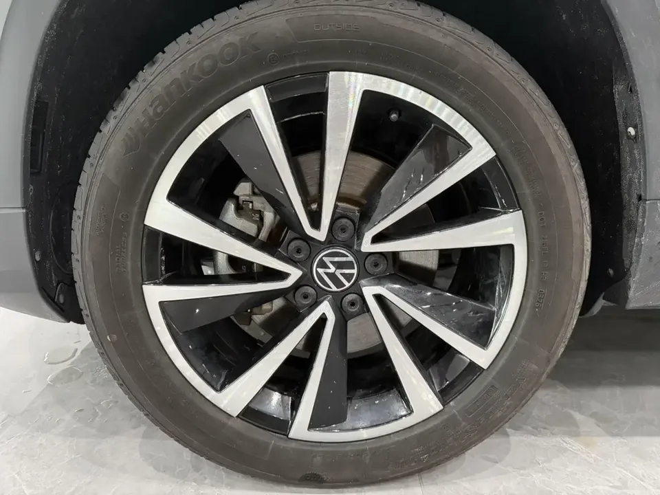 Volkswagen Tharu tuyue 2022 280TSI 2WD Deluxe Edition 2022 — thumbnail 3