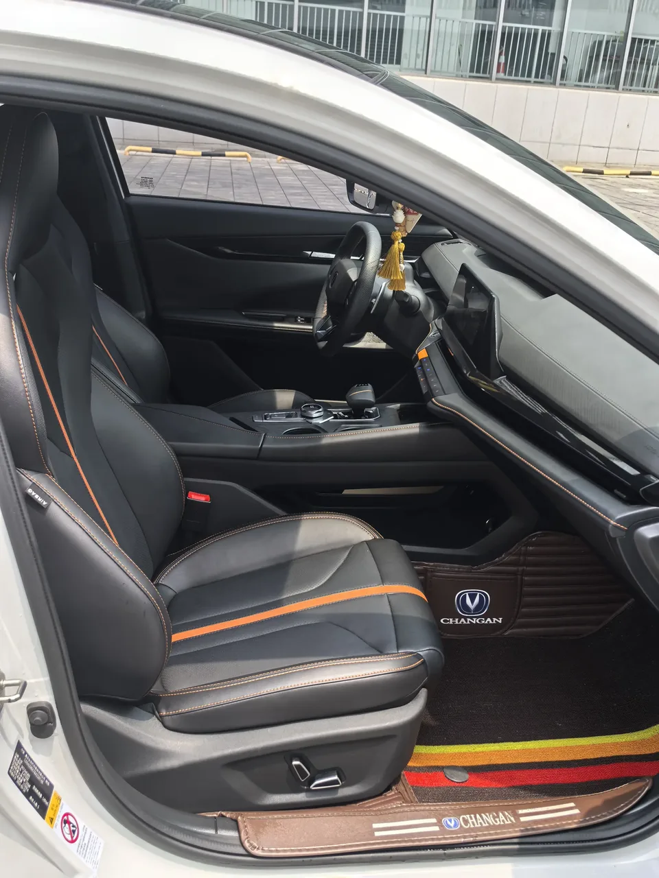Changan UNI-V Changan UNI-V 2024 1.5T Premium 2024 — thumbnail 5
