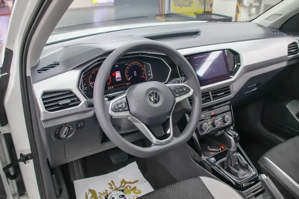 Volkswagen Explore the shadows Explore the shadows 2021 1.5L Automatic Joy-Link Edition 2022 — thumbnail 5