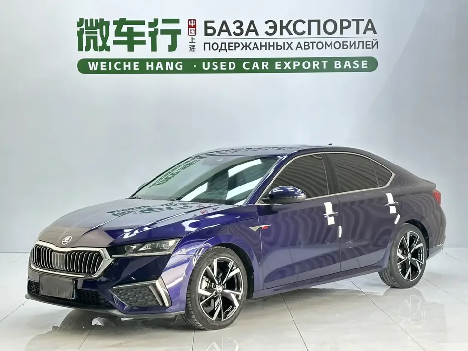 Skoda Octavia Octavia 2022 PRO TSI280 DSG Luxury Edition 2022 — photo 1, buy with delivery to Moscow