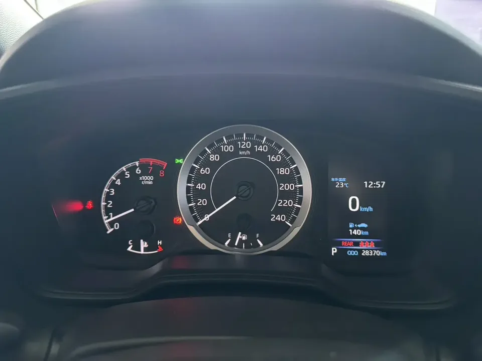 Toyota Levin Lei Ling 2022 185T CVT Sports Edition 2022 — thumbnail 4