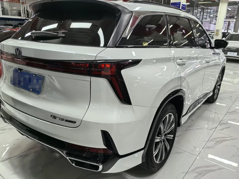 Changan CS75PLUS Changan CS75 PLUS 2024 The third generation champion version 1.5T automatic intelligent driving strong navigation 2025 — thumbnail 2