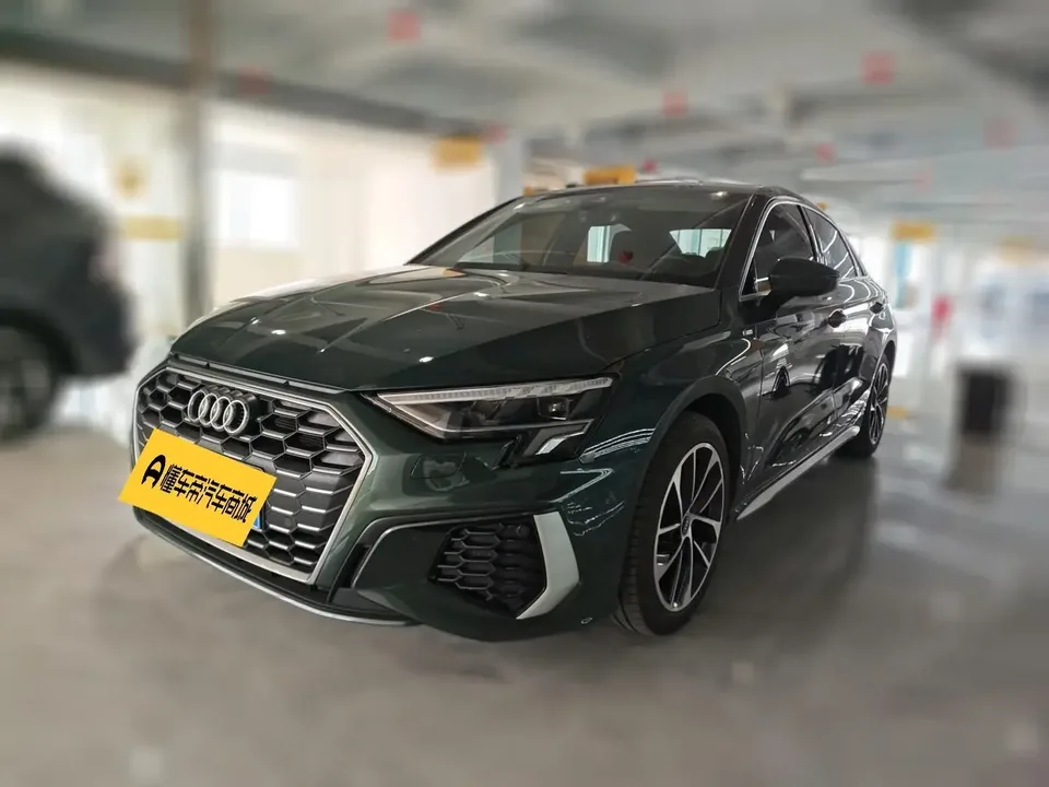 Audi A3 Audi A3 2022 A3L Limousine 35 TFSI Progressive Sports 2023 — photo 1, buy with delivery to Moscow
