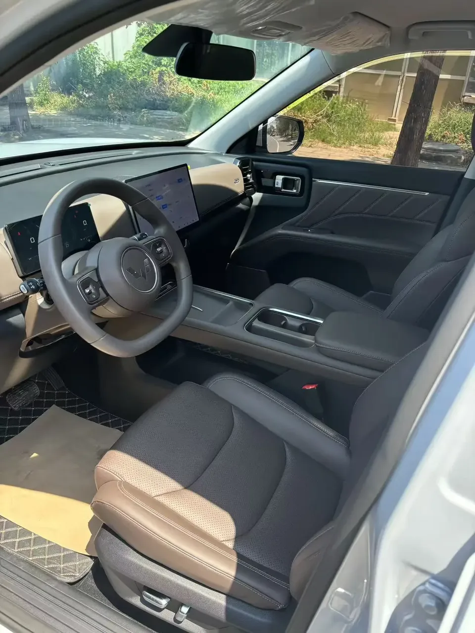 Wuling Starlight 560 PHEV Starlight 560 PHEV 2026 125km Luxury 2025 — thumbnail 5
