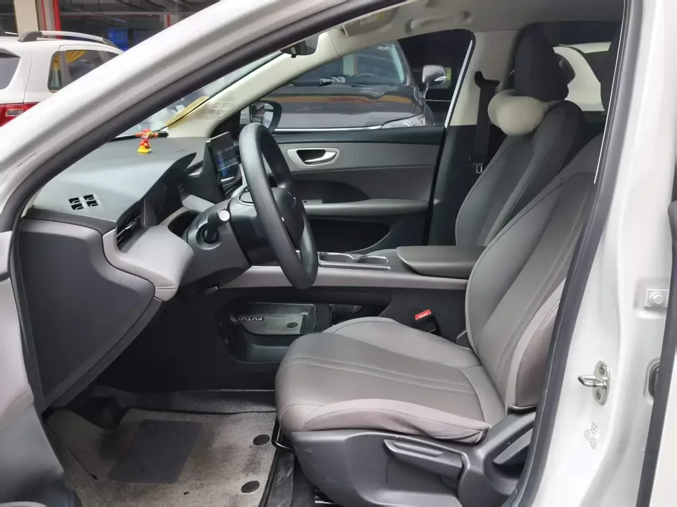 Roewe D6 Roewe D6 2025 450km Premium Edition 2025 — thumbnail 5