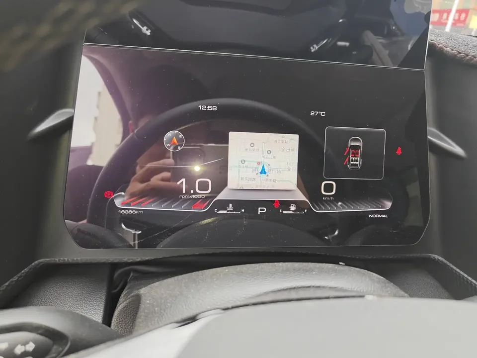 Haval Dargo Harvard dog 2021 1.5T 2WD Labrador Edition 2022 — thumbnail 4