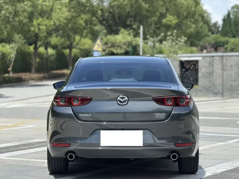 Mazda Axela Mazda3 Angkesela 2022 2.0L Automatic Elegant Edition 2022 — thumbnail 5