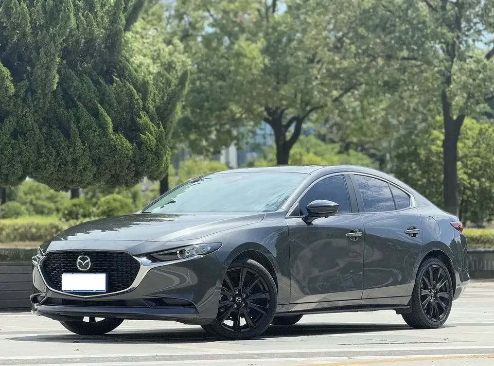 Mazda Axela Mazda3 Angkesela 2022 2.0L Automatic Elegant Edition 2022 — photo 1, buy with delivery to Moscow