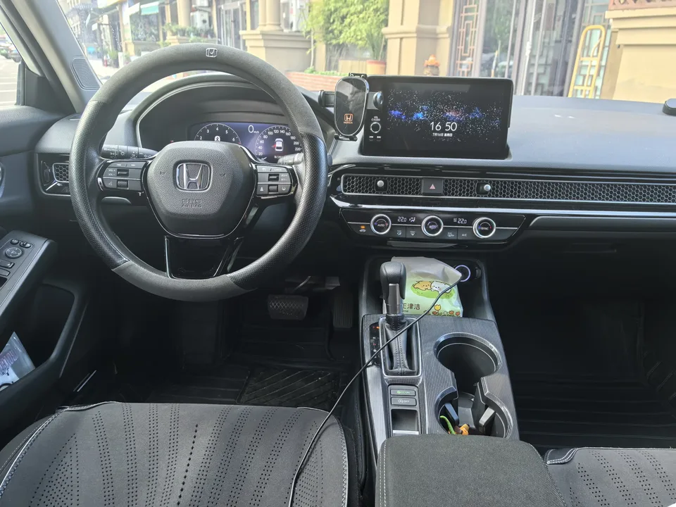 Honda Integra Style 2023 240TURBO CVT Leading Edition 2024 — thumbnail 2