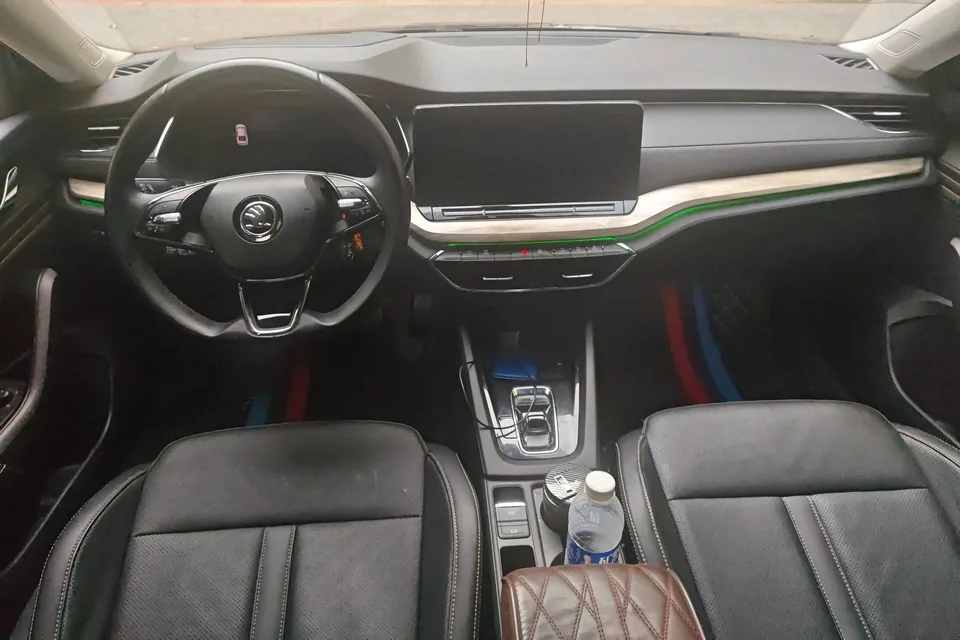 Skoda Octavia Octavia 2021 PRO TSI280 DSG Premium Edition 2023 — миниатюра 4