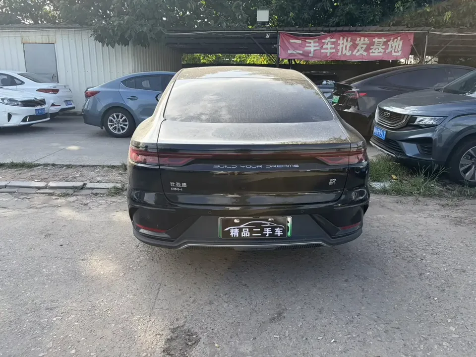 BYD Han DM Chinese DM 2022 DM-i 121KM Premium 2023 — thumbnail 2