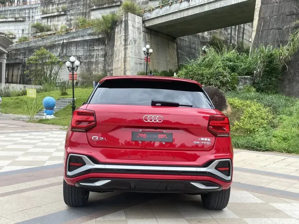 Audi Q2L Audi Q2L 2022 35 TFSI Stylish Dynamic 2022 — thumbnail 2