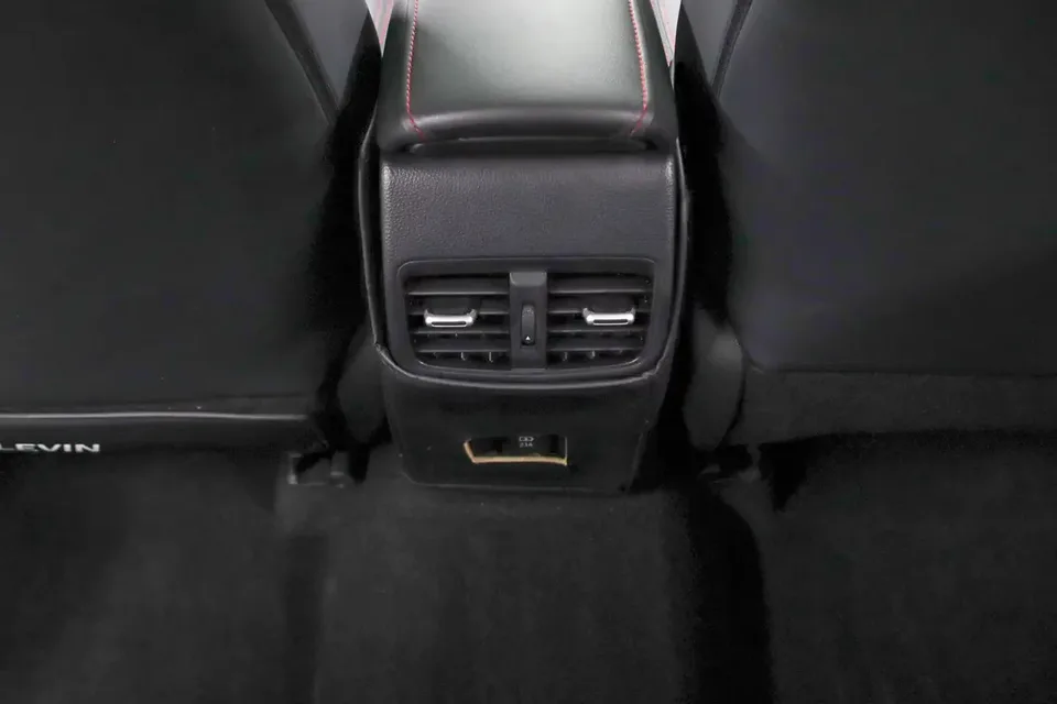 Toyota Levin Lei Ling 2023 185T Sports Edition 2023 — thumbnail 3