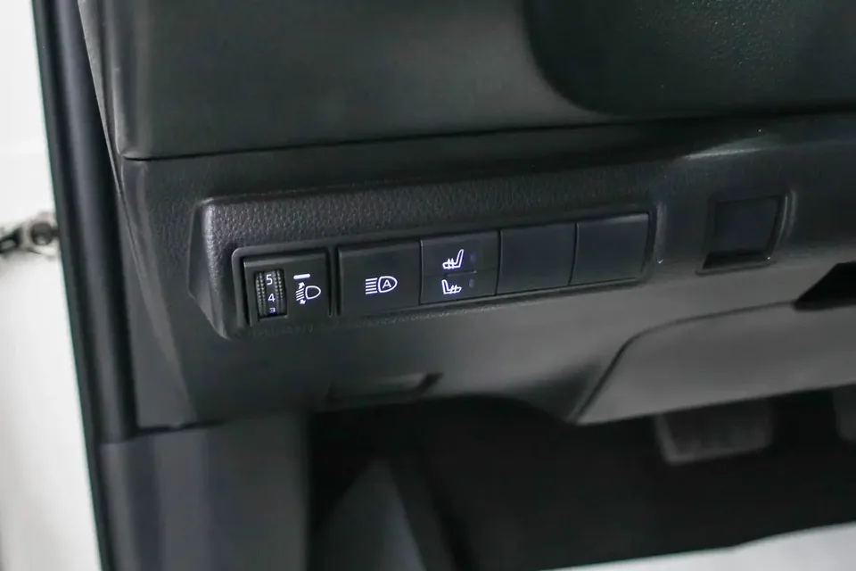 Toyota Levin Lei Ling 2023 185T Sports Edition 2023 — thumbnail 5