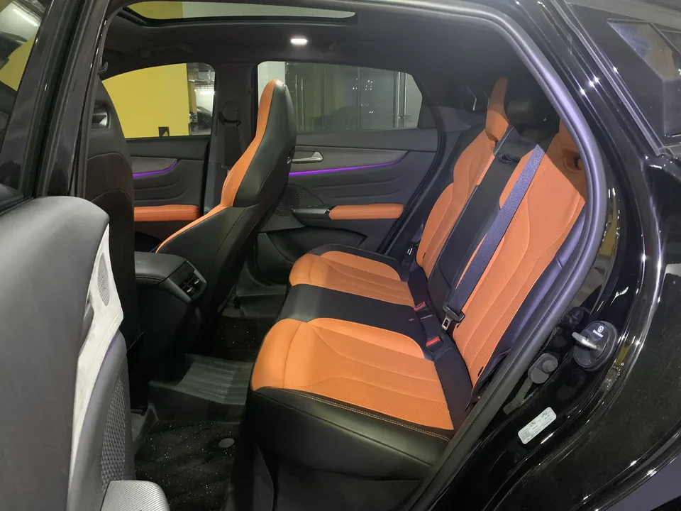 Changan UNI-V Changan UNI-V 2025 Third Generation 1.5T 500Bar Premium Sports Model 2025 — thumbnail 4