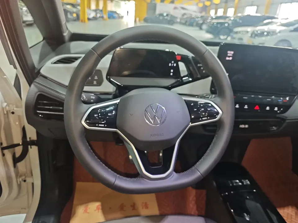Volkswagen ID.3 Volkswagen ID.3 2024 Outstanding Edition 2024 — thumbnail 4
