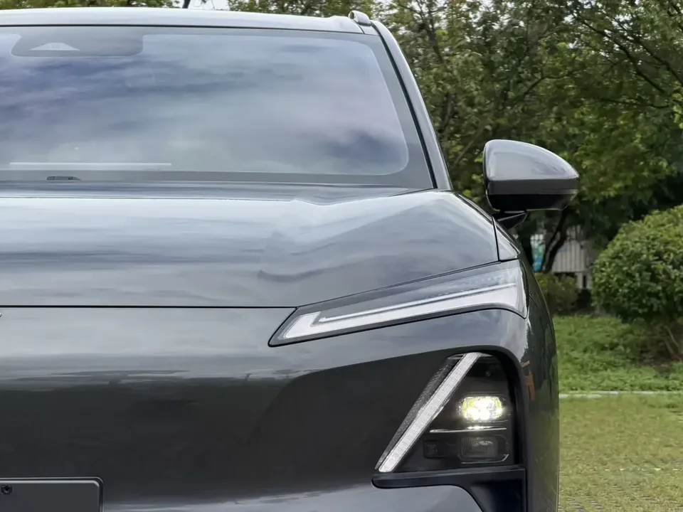 Wuling Starlight S PHEV Wuling Starlight S PHEV 2024 130km Flagship 2024 — thumbnail 4