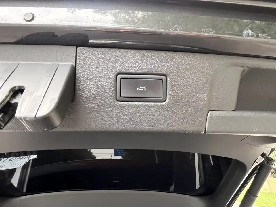 Volkswagen Tayron Tanyue 2022 280TSI 2WD Luxury Smart Edition 2022 — thumbnail 3