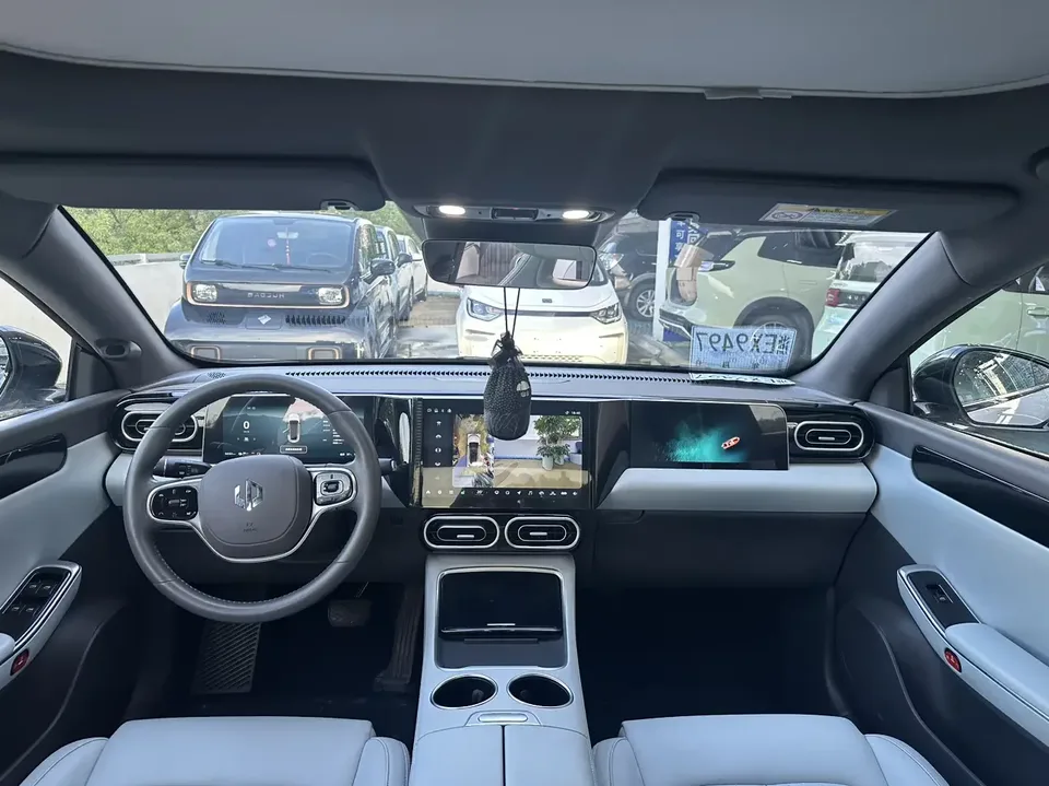 Leapmotor Zero running C01 Zero running C01 2023 525 Comfort Edition 2023 — thumbnail 3