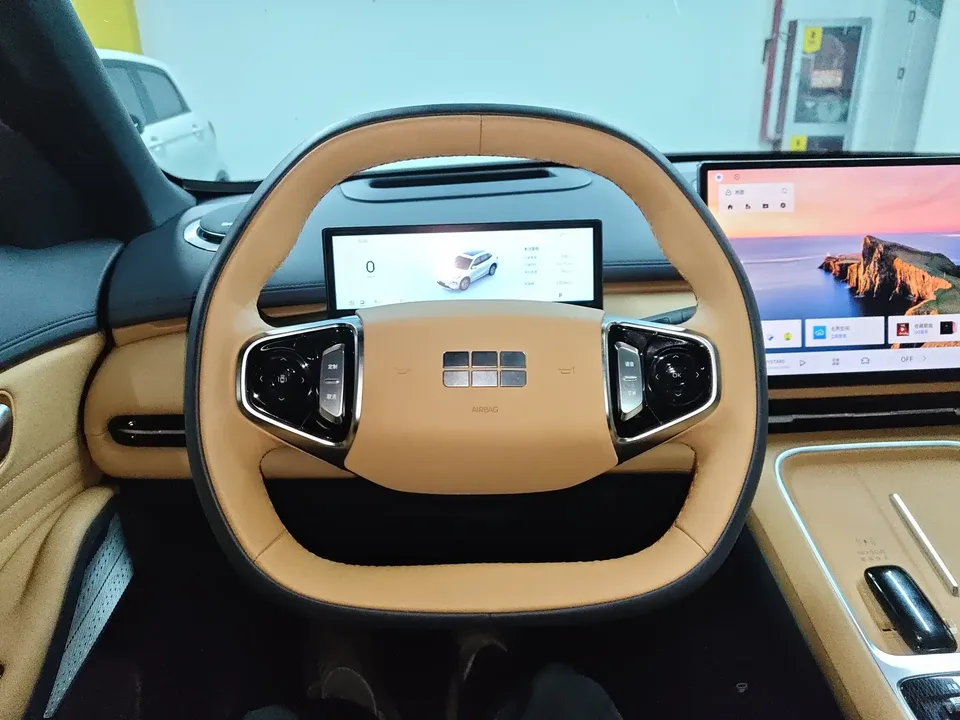Geely Galaxy Starship 7 EM-i Galaxy Starship 7 EM-i 2025 120KM Exploration+ 2024 — thumbnail 4