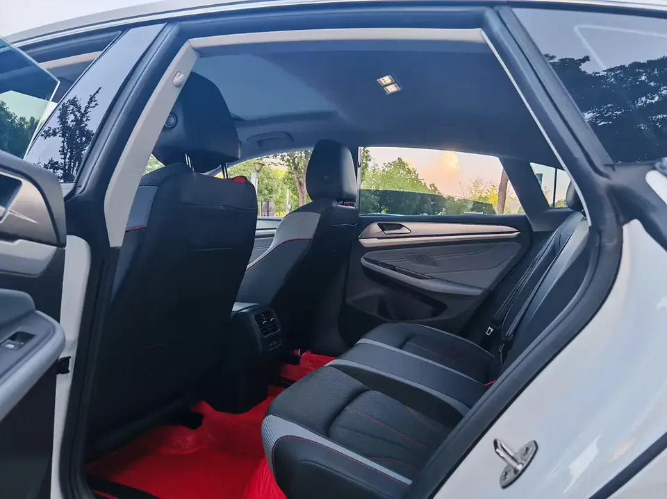 Volkswagen Lamando Lingdu 2024 Lingdu L 280TSI DSG Hot Edition 2024 — thumbnail 3