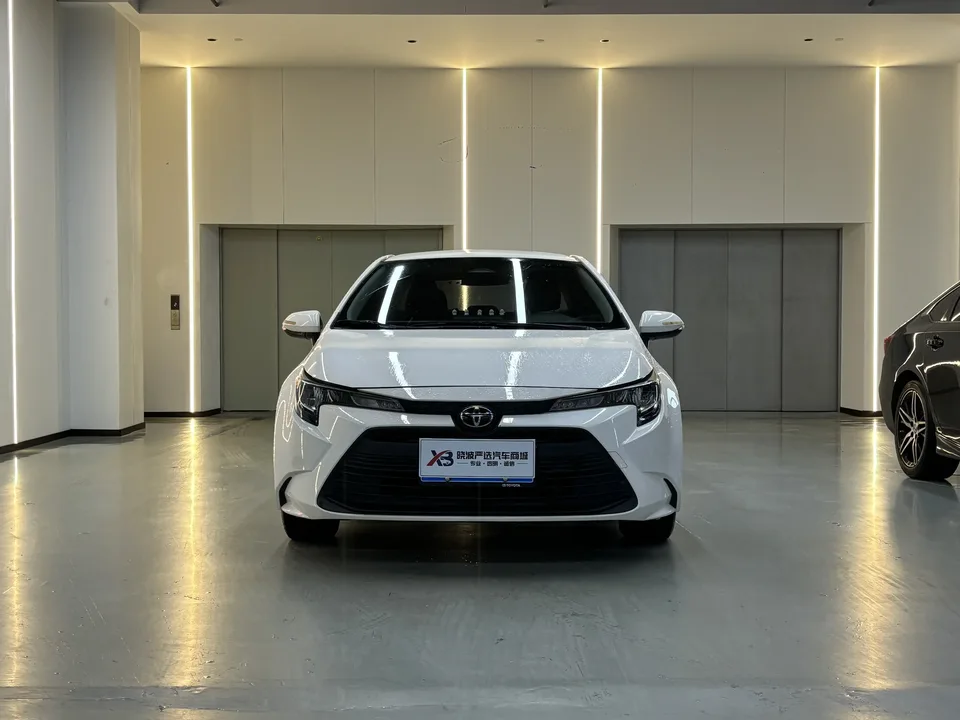 Toyota Levin Lei Ling 2024 Hybrid 1.8L Leading Edition 2025 — photo 1, buy with delivery to Moscow