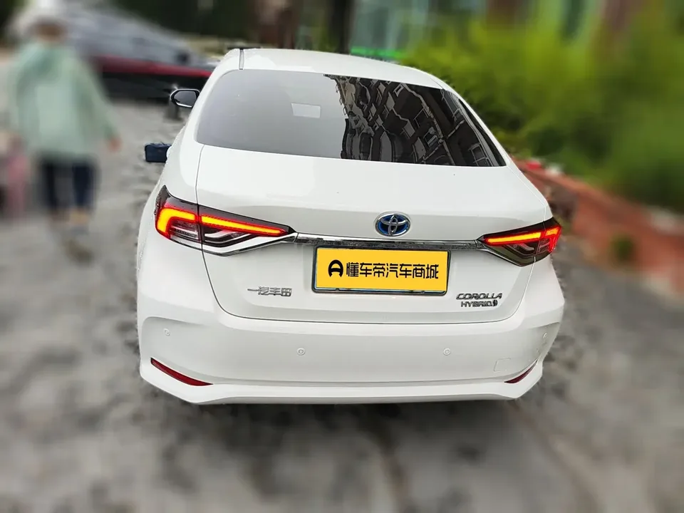 Toyota Corolla Corolla 2023 Intelligent Electric Hybrid Dual Engine 1.8L E-CVT Elite Edition 2023 — thumbnail 2