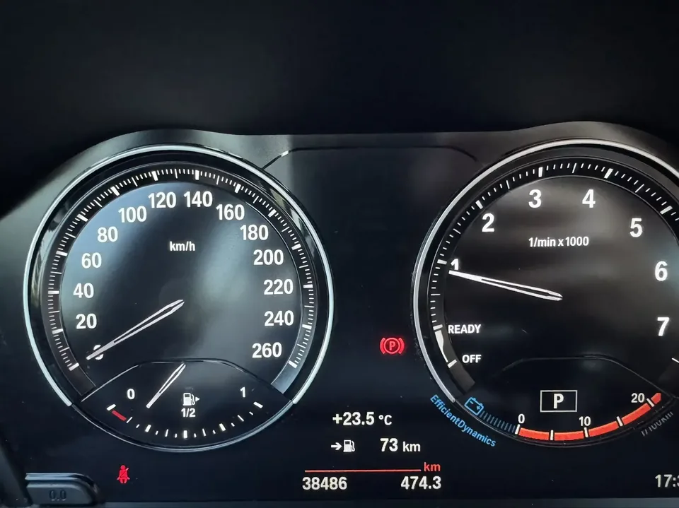 BMW 1 Series BMW 1 Series 2023 120i M Sport Night Edition 2023 — thumbnail 4