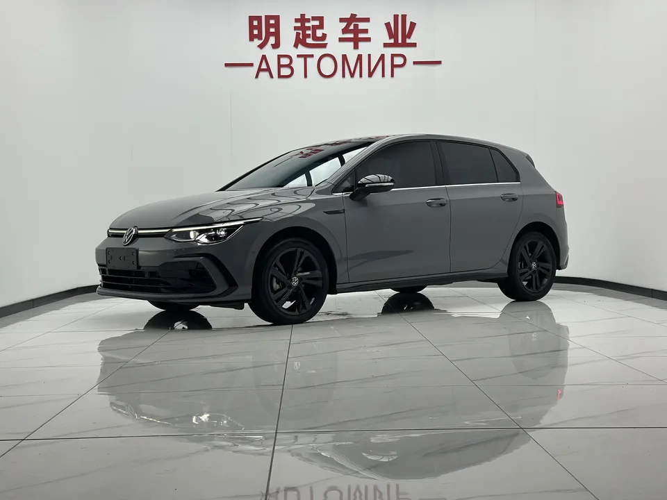 Volkswagen Golf golf 2023 280TSI DSG R-Line Lite 2023 — photo 1, buy with delivery to Moscow