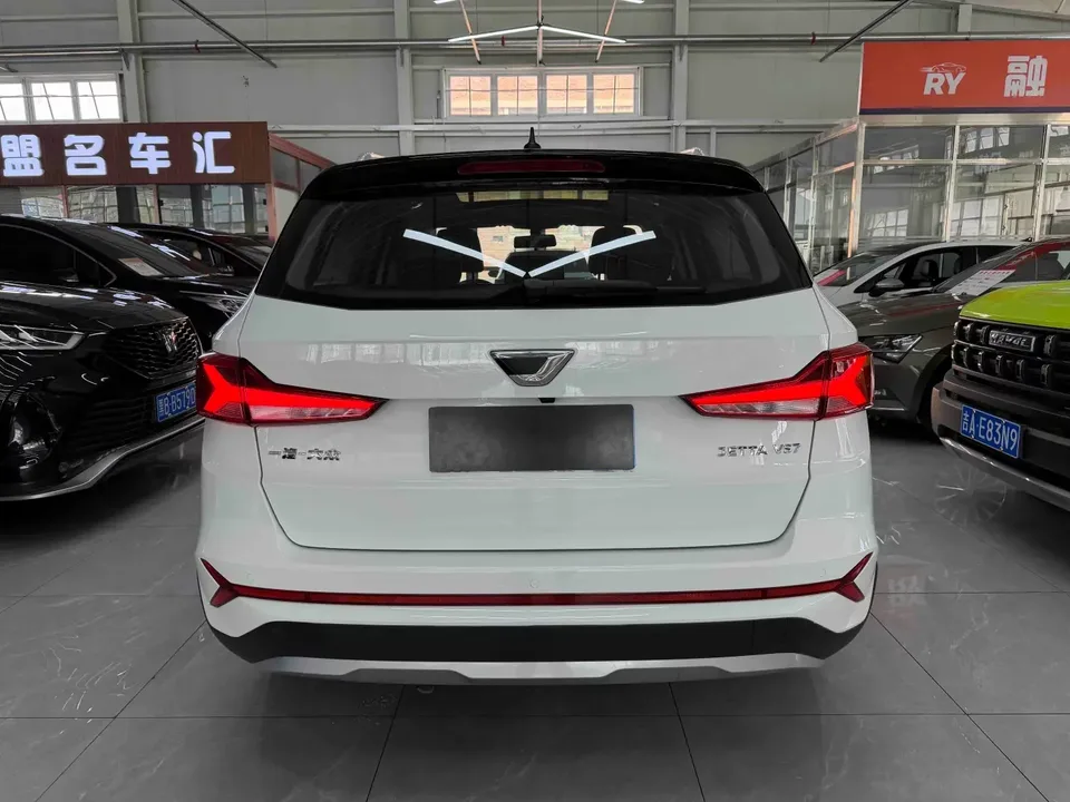 Jetta VS7 Jetta VS7 2022 Black Edge 1.4T Automatic Honor Edition Pro 2023 — thumbnail 2