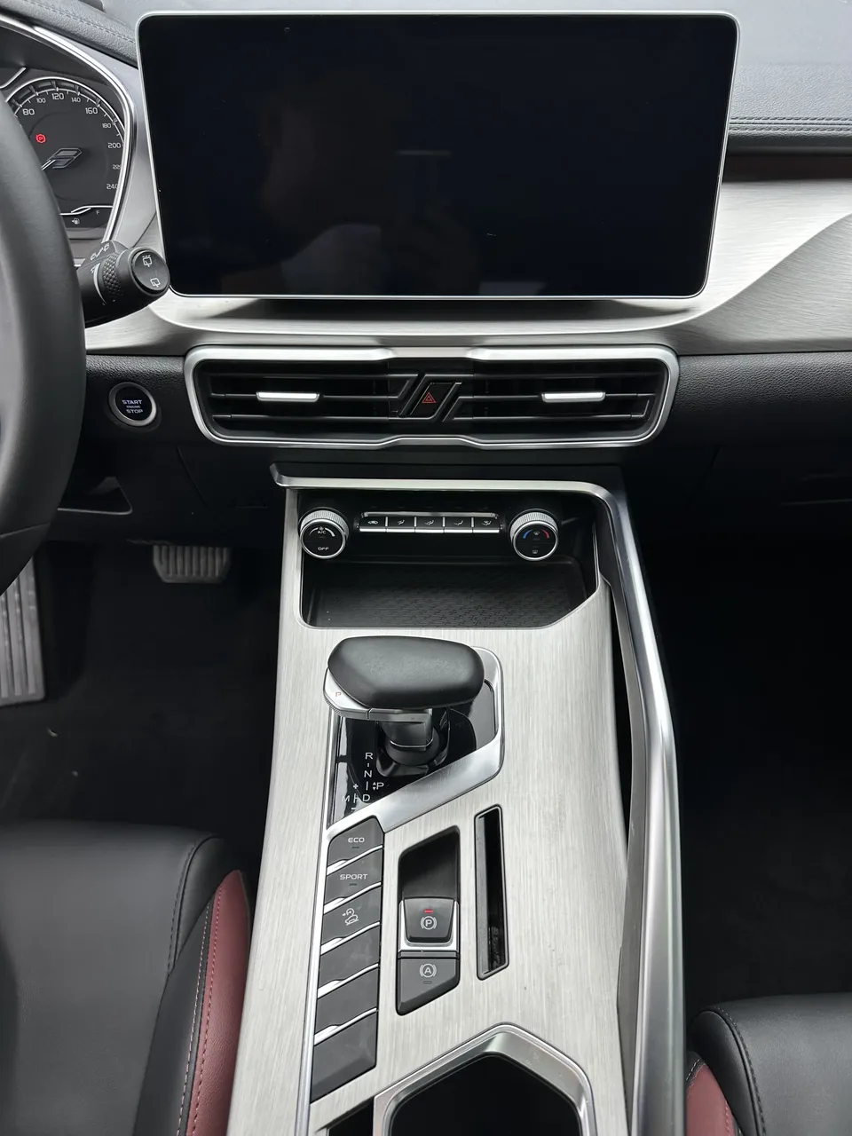 Geely Coolray SX11 Binyue 2021 240T DCT Diamond Edition 2022 — thumbnail 4