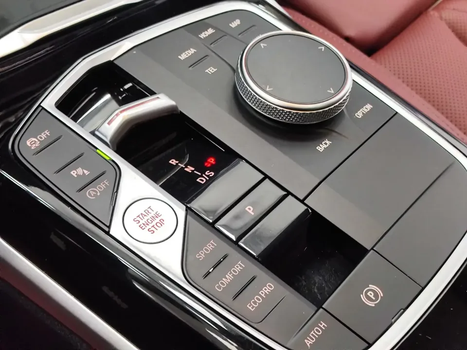 BMW 3 Series BMW 3 Series 2023 320Li M Sport Package 2023 — thumbnail 4