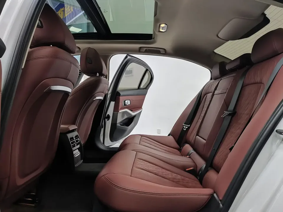 BMW 3 Series BMW 3 Series 2023 320Li M Sport Package 2023 — thumbnail 5